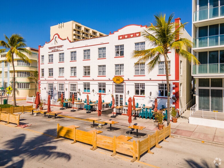 More Photos Of 600 Ocean Dr, Miami Beach Hotel For Sale