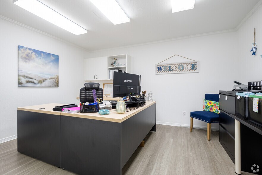 More Photos Of 1206 W Slaughter Ln, Austin Office For Lease