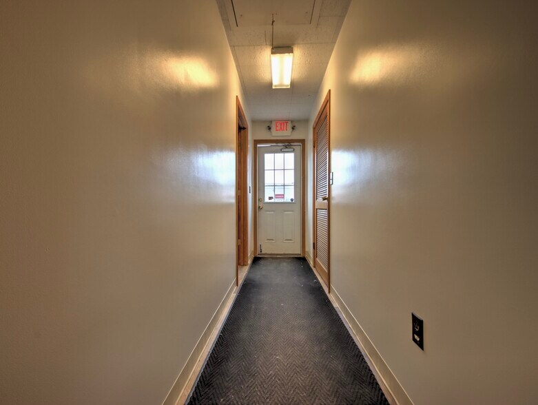 More Photos Of 111 Longwood Dr, Laporte Freestanding For Lease