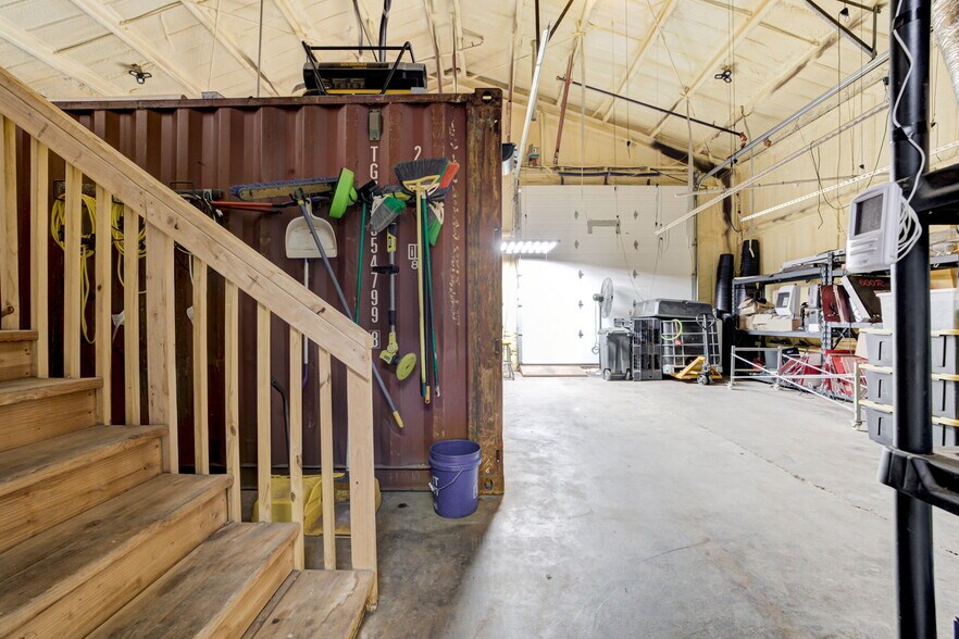 More Photos Of 3003 N Oklahoma Ave, Oklahoma City Manufacturing For Sale