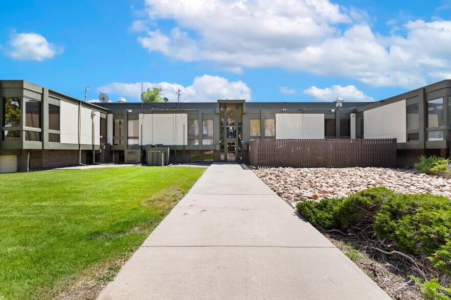 More Photos Of 5050 Edison Ave, Colorado Springs Office For Sale