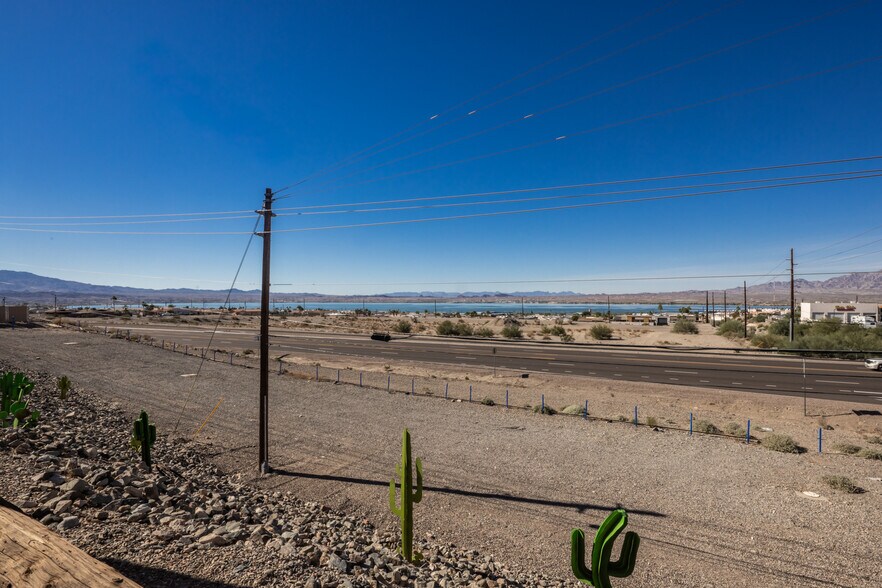 More Photos Of 921 Lake Havasu Ave N, Lake Havasu City Warehouse For Sale