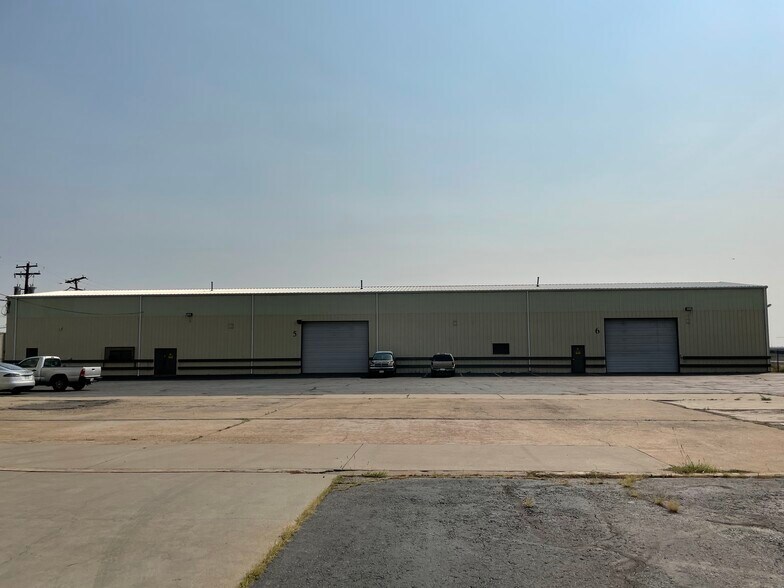 More Photos Of 4751 Fox St, Denver Manufacturing For Lease