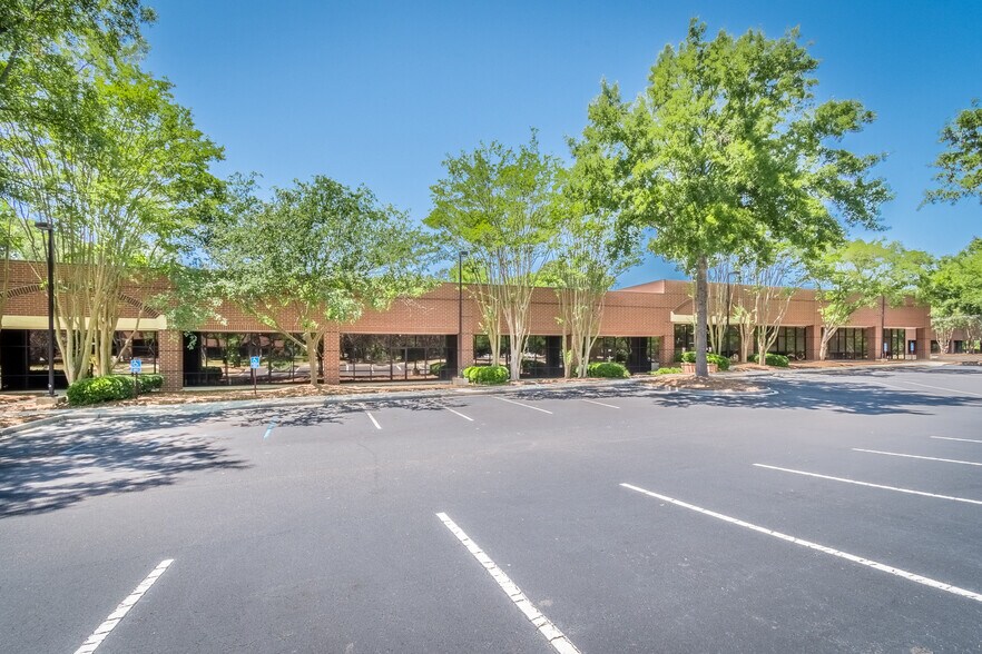 More Photos Of 3860 Faber Place Dr, North Charleston Office For Lease