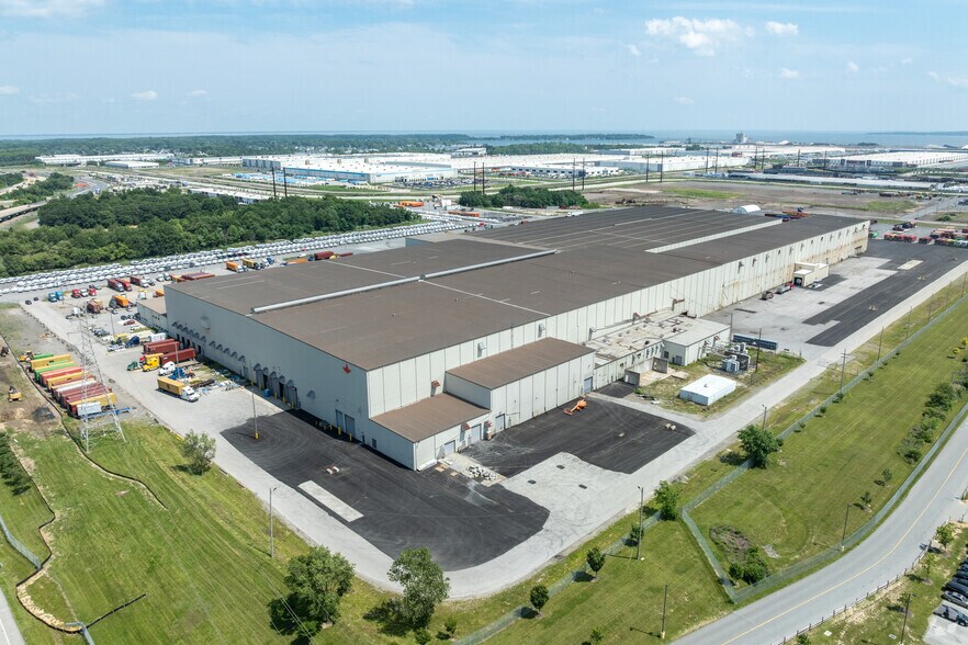 More Photos Of 6301 New Cold Mill Rd, Baltimore Warehouse For Lease