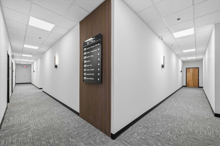 More Photos Of 263 Route 17K, Newburgh Medical For Lease