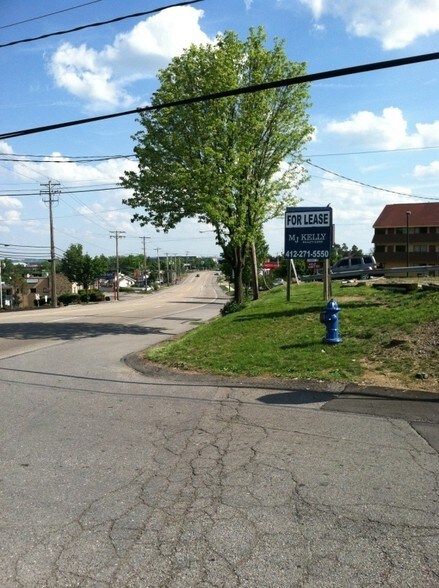 More Photos Of 8754 University Blvd, Coraopolis Land For Lease