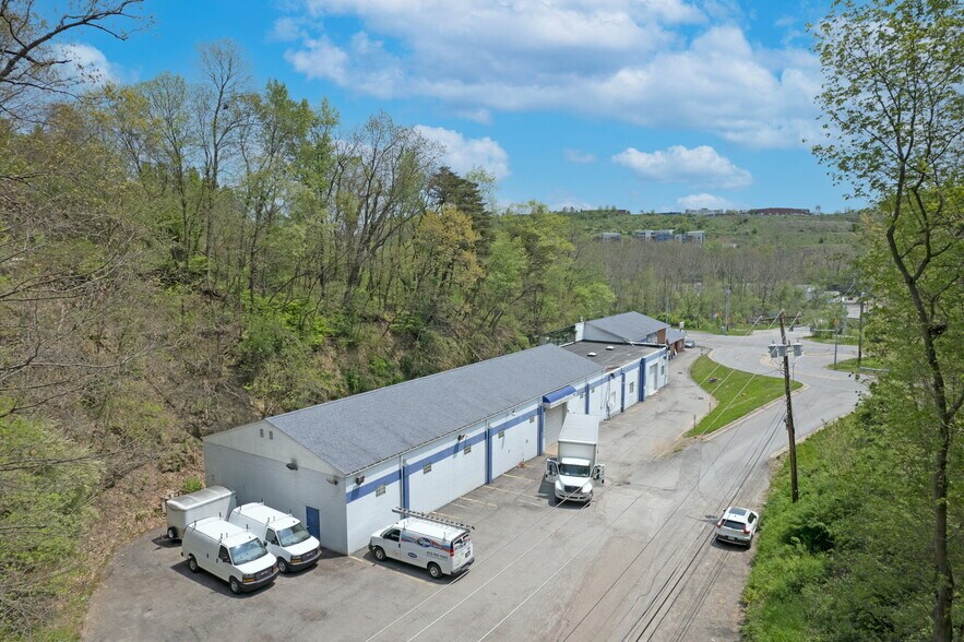 More Photos Of 203 Hershinger Rd, Coraopolis Office For Sale