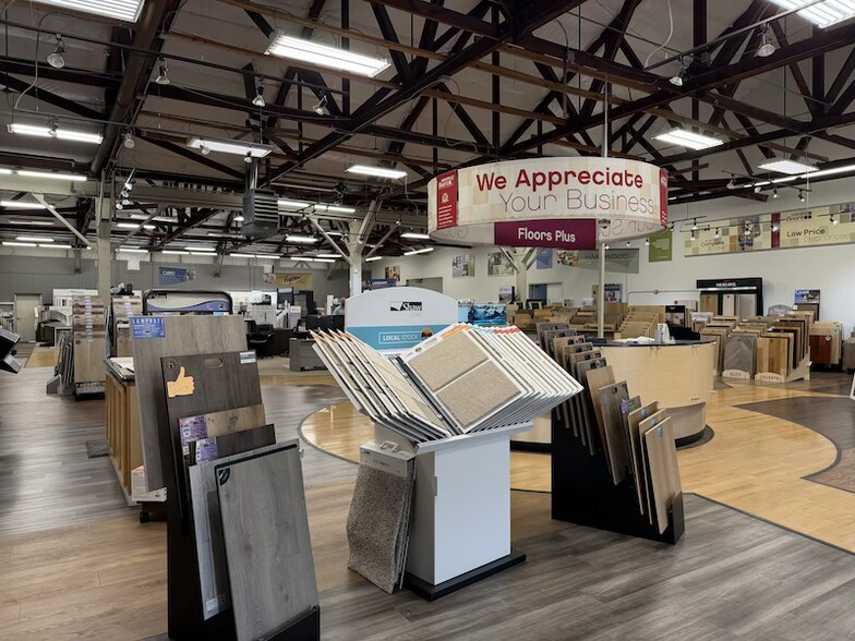 More Photos Of 615-621 Kansas Ave, Modesto Light Distribution For Lease