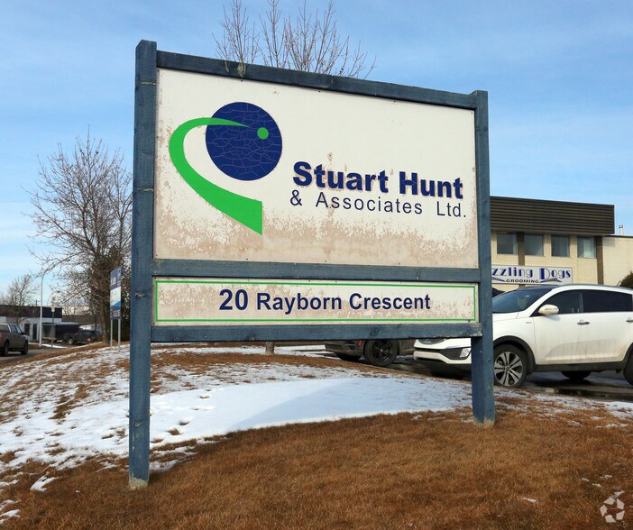 More Photos Of 20 Rayborn Cres, St. Albert Flex For Lease