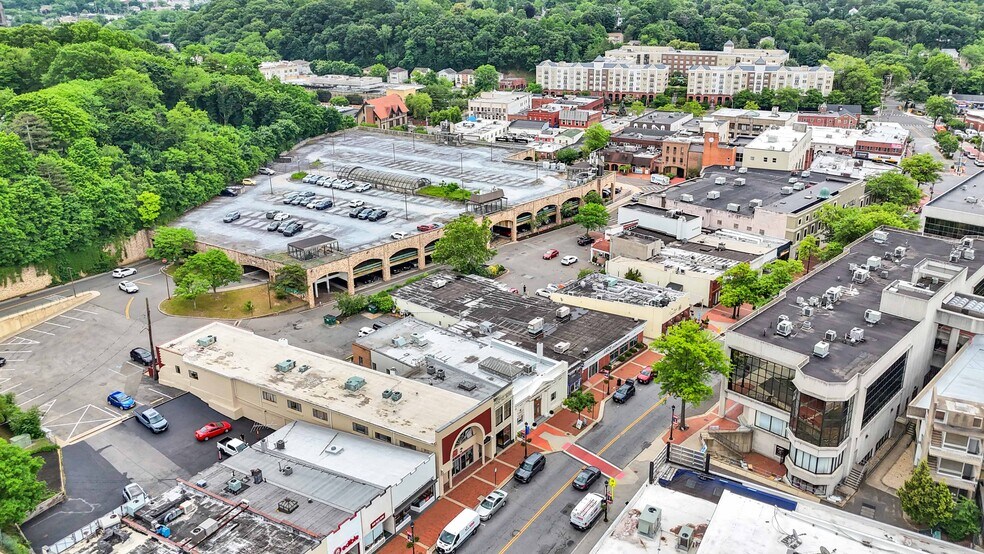 More Photos Of 50 School St, Glen Cove Office Residential For Sale