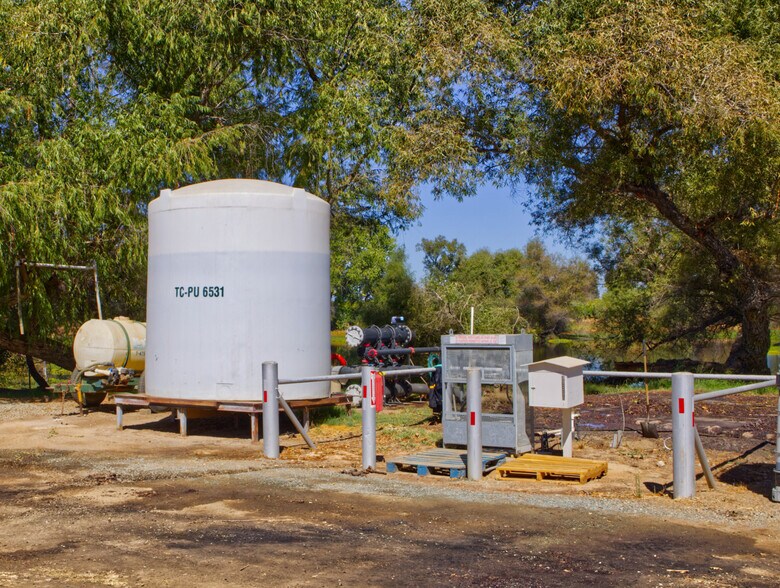 More Photos Of 20680 Shenandoah School Rd, Plymouth Winery Vineyard For Sale