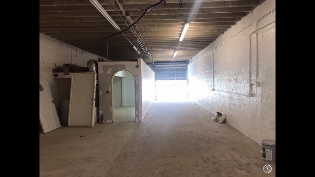 More Photos Of 2764-2778 N Dixie Hwy, Wilton Manors Warehouse For Lease