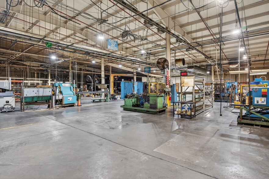 More Photos Of 310 Pennington Dr, Paris Manufacturing For Sale