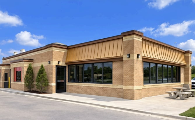 Primary Photo Of 2501 Broadway Ave, Yankton Fast Food For Lease