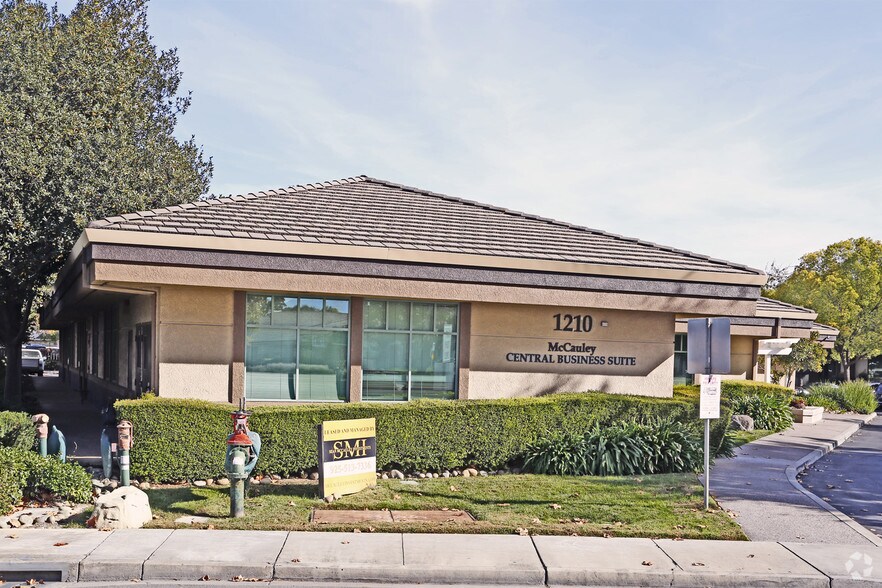 More Photos Of 1210 Central Blvd, Brentwood Office For Lease
