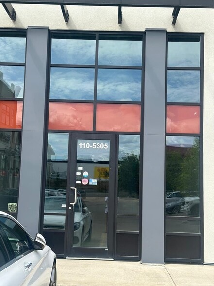 More Photos Of 5305 Magasin Ave, Beaumont General Retail For Lease