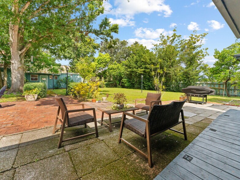 More Photos Of 200 66th St N, Saint Petersburg Office For Sale