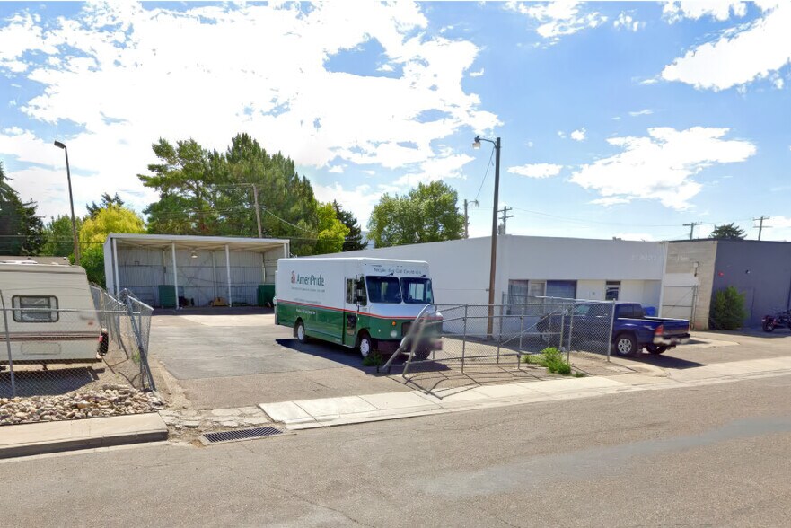 Primary Photo Of 538 Pershing Ave, Pocatello Warehouse For Sale