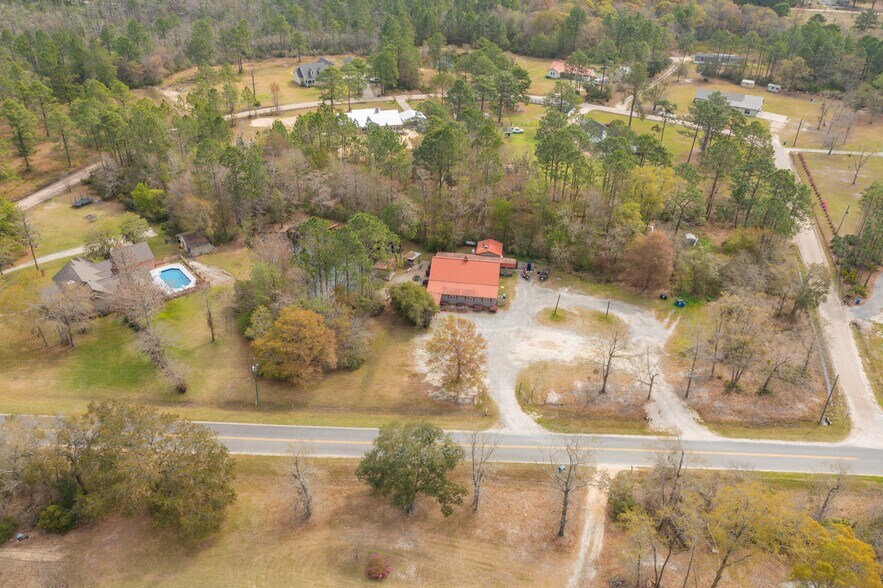 More Photos Of 340 Northview Dr, Jesup Restaurant For Sale