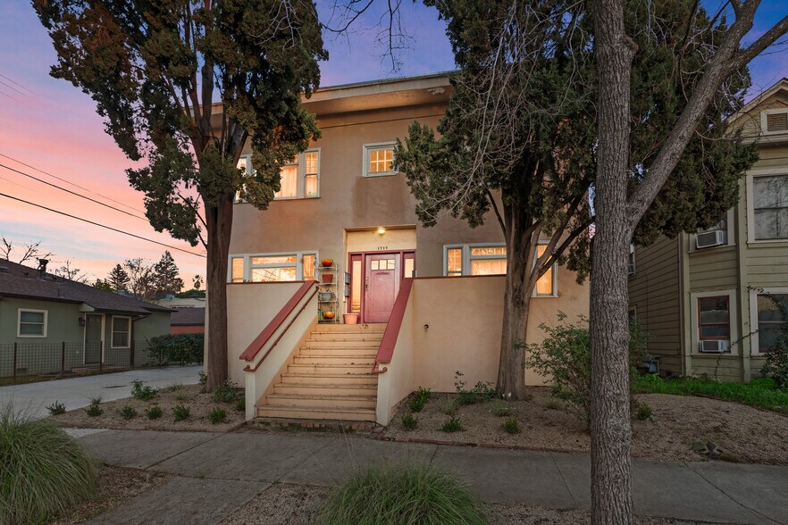 Primary Photo Of 1717 26th St, Sacramento Apartments For Sale