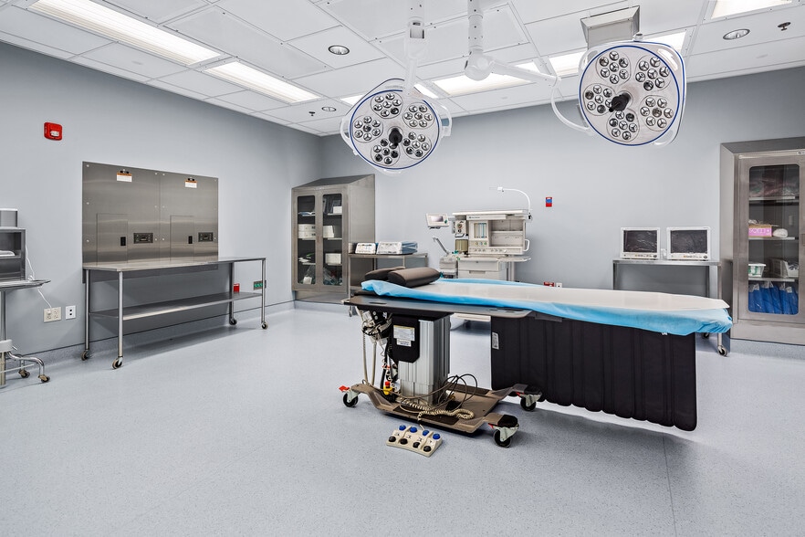 More Photos Of 9201 Cherry Ln, Laurel Medical For Sale