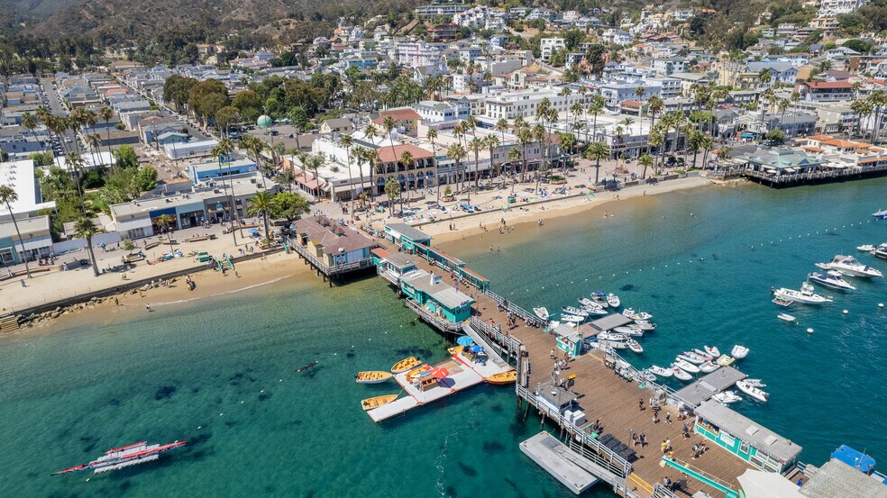 More Photos Of 409 Crescent Ave, Avalon Hotel For Sale