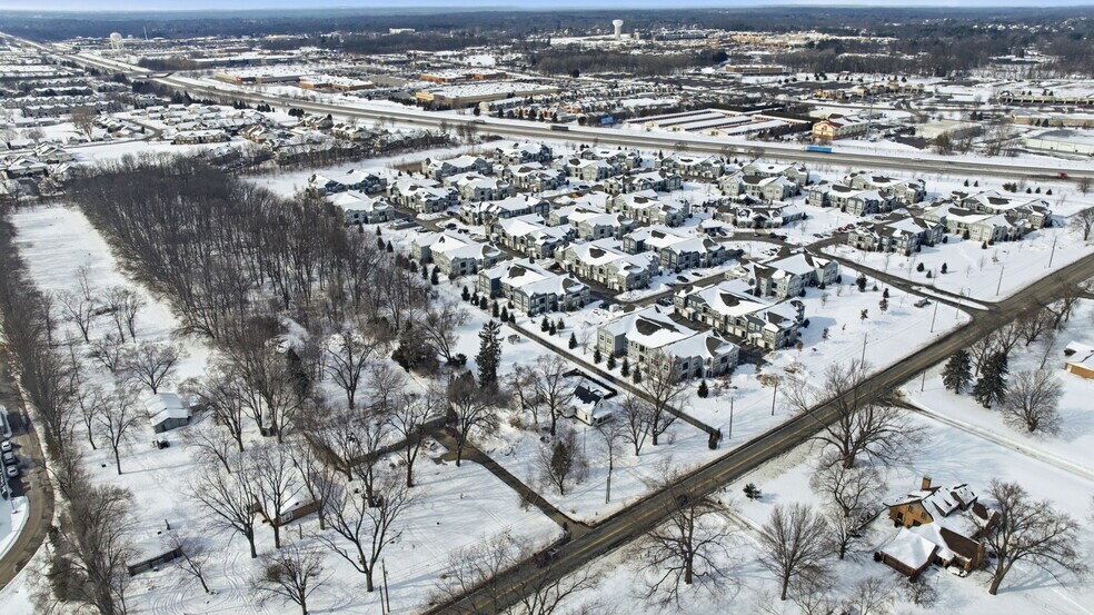 More Photos Of 6005 N Fir Rd, Granger Office For Sale