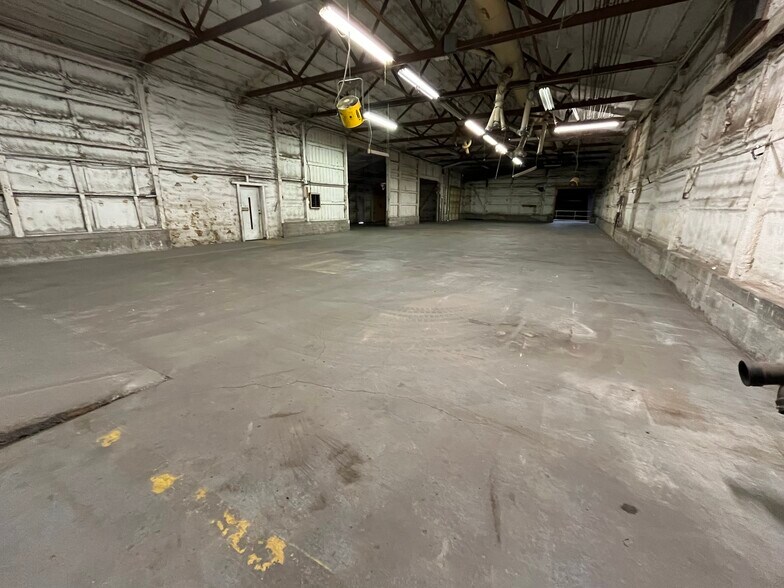 More Photos Of 4117 N Highway 61, Perryville Industrial For Sale
