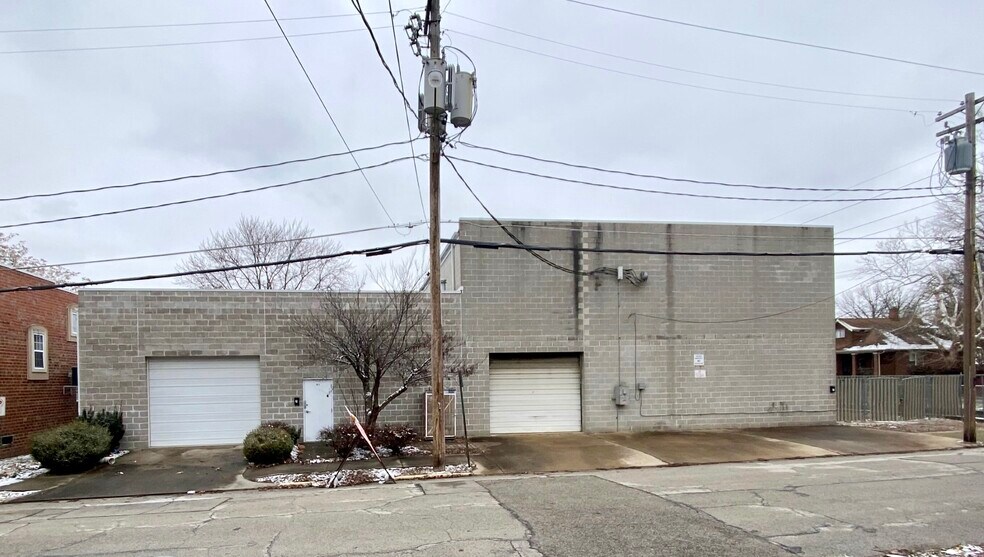 More Photos Of 21 N 12th St, Belleville Industrial For Sale