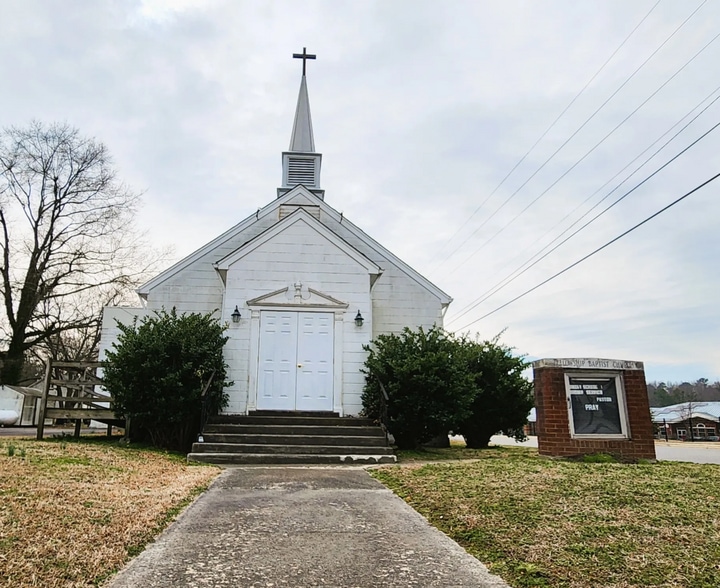 Primary Photo Of 21000 Chesterfield Ave, South Chesterfield Religious Facility For Sale