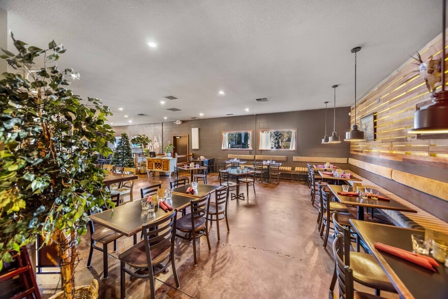 More Photos Of 4909 NE Hazel Dell Ave, Vancouver Restaurant For Sale