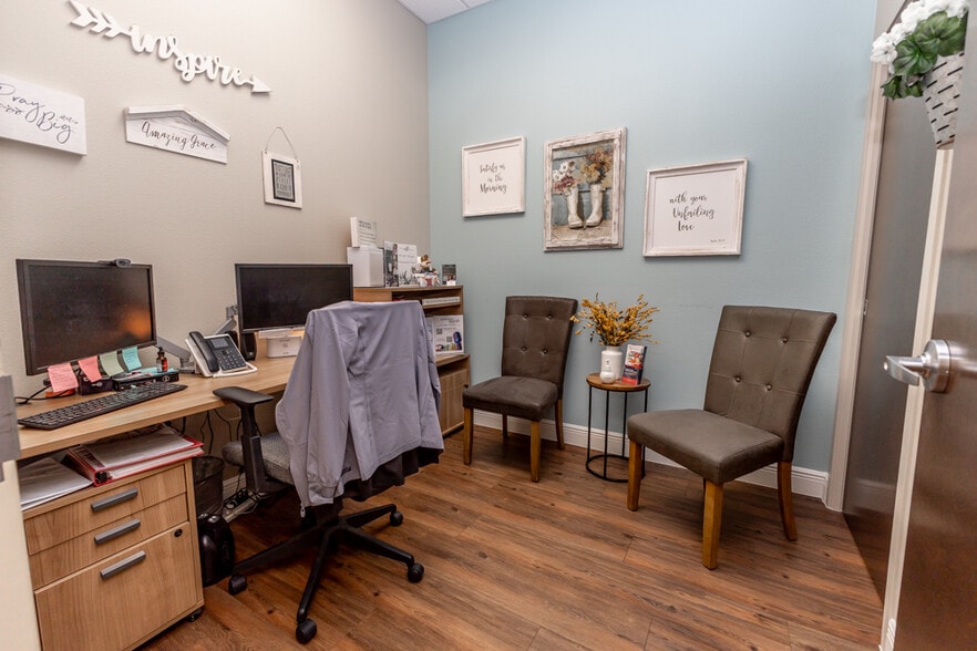 More Photos Of 809 County Road 466, Lady Lake Medical For Sale