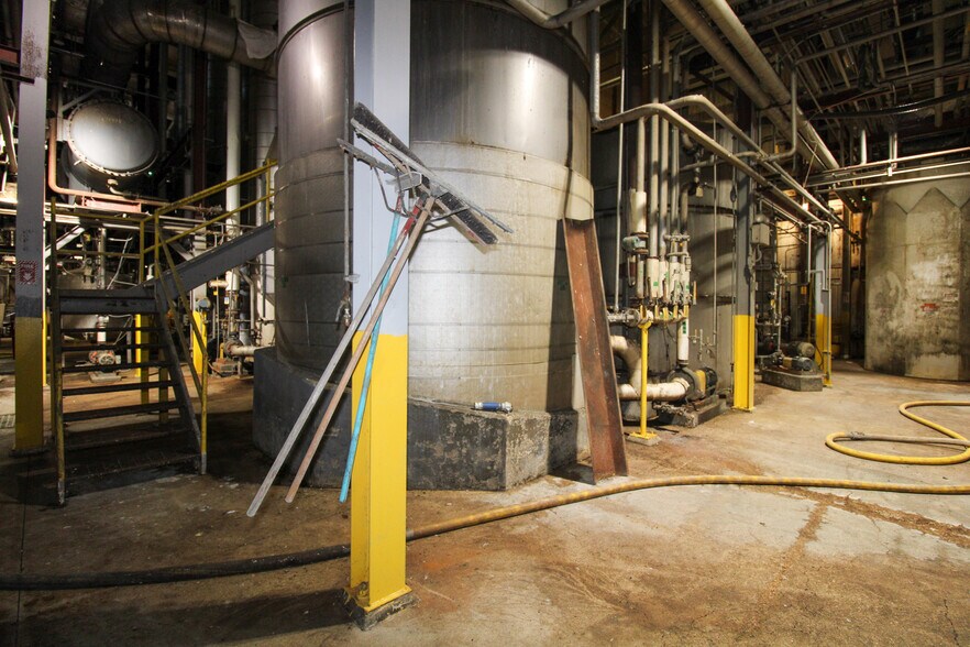 More Photos Of 6059 159th St, Galva Food Processing For Sale