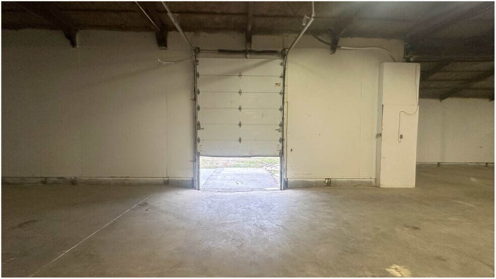 More Photos Of 4521 N Frederick Pike, Dayton Warehouse For Sale