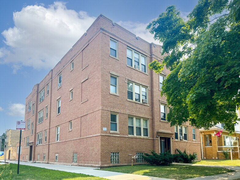 Primary Photo Of 5647 W Wellington Ave, Chicago Apartments For Sale
