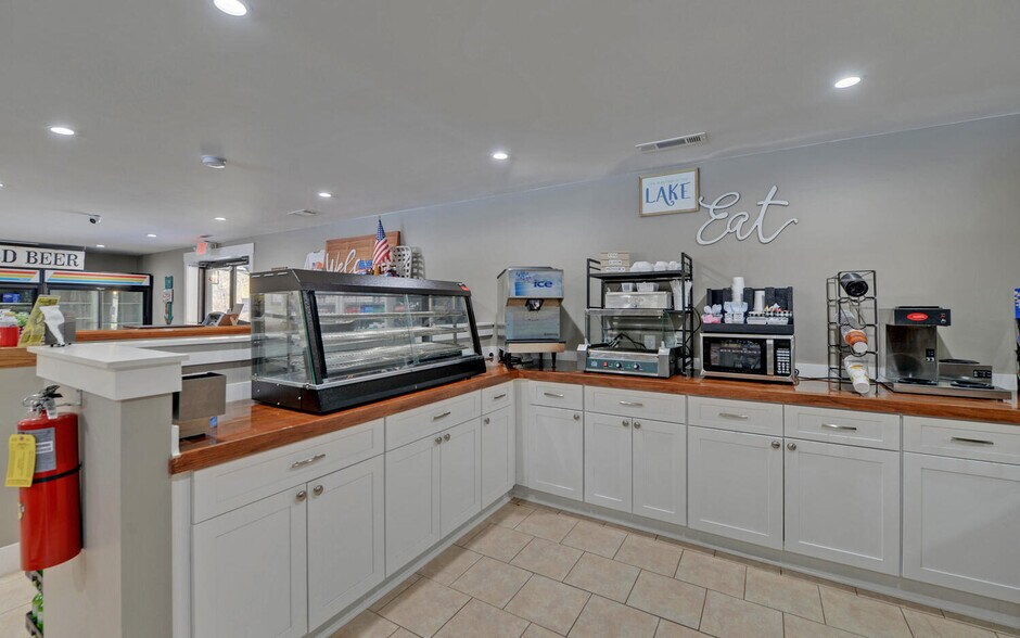More Photos Of 8835 Toccoa Hwy, Westminster Restaurant For Sale