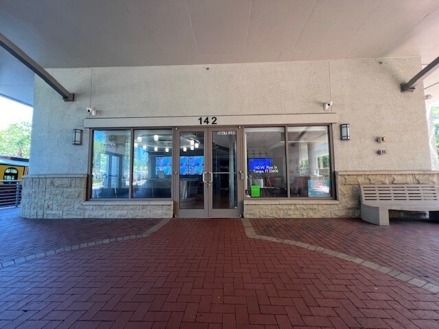More Photos Of 142 W Platt St, Tampa Office Residential For Lease