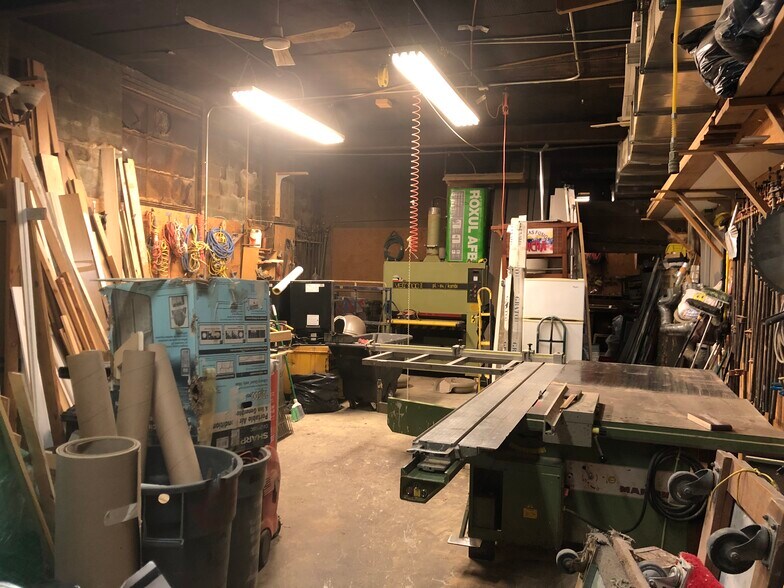 More Photos Of 1704 Boone Ave, Bronx Industrial For Lease