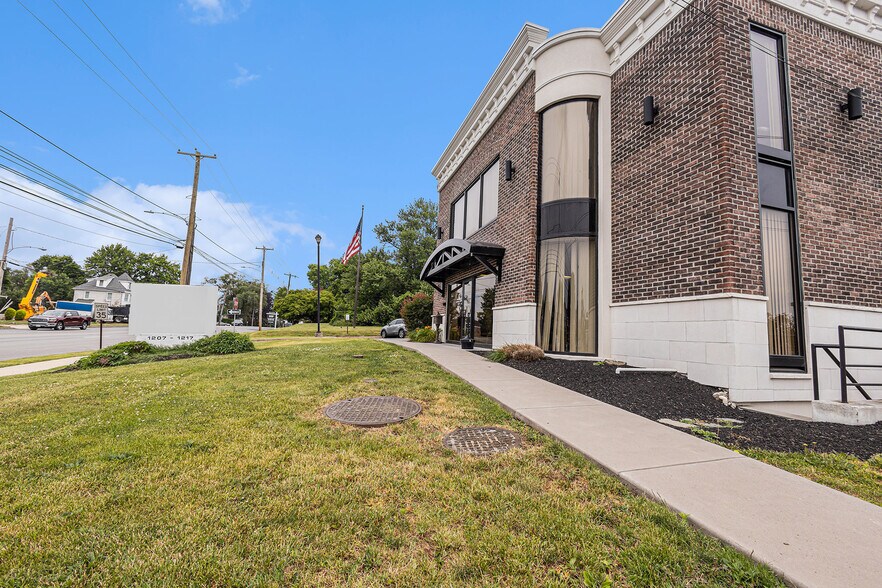 More Photos Of , Conshohocken Office For Sale