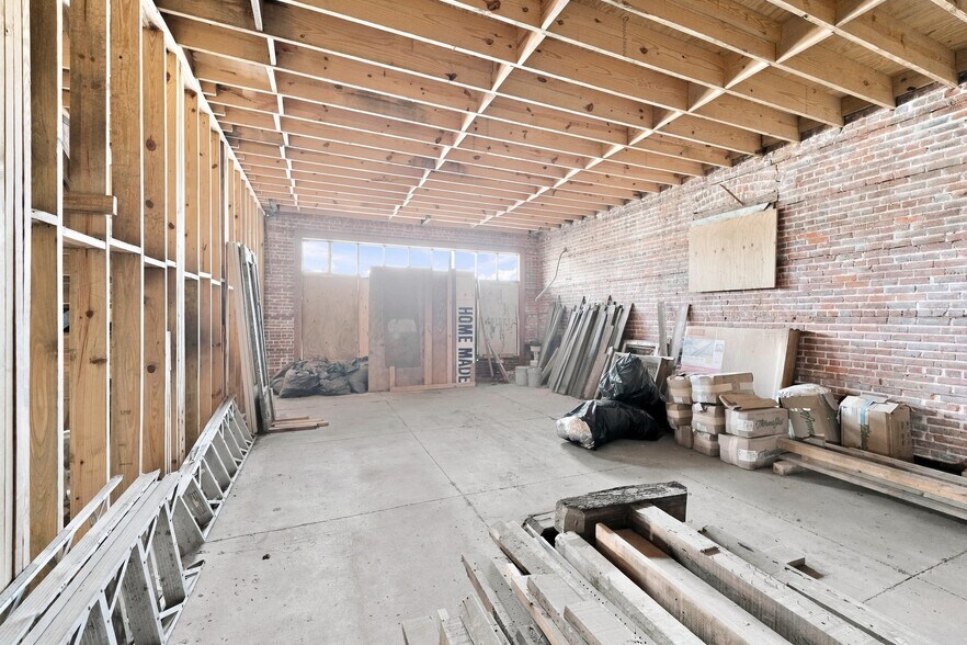 More Photos Of 1637-1651 Main St N, Jacksonville Storefront Retail Residential For Sale