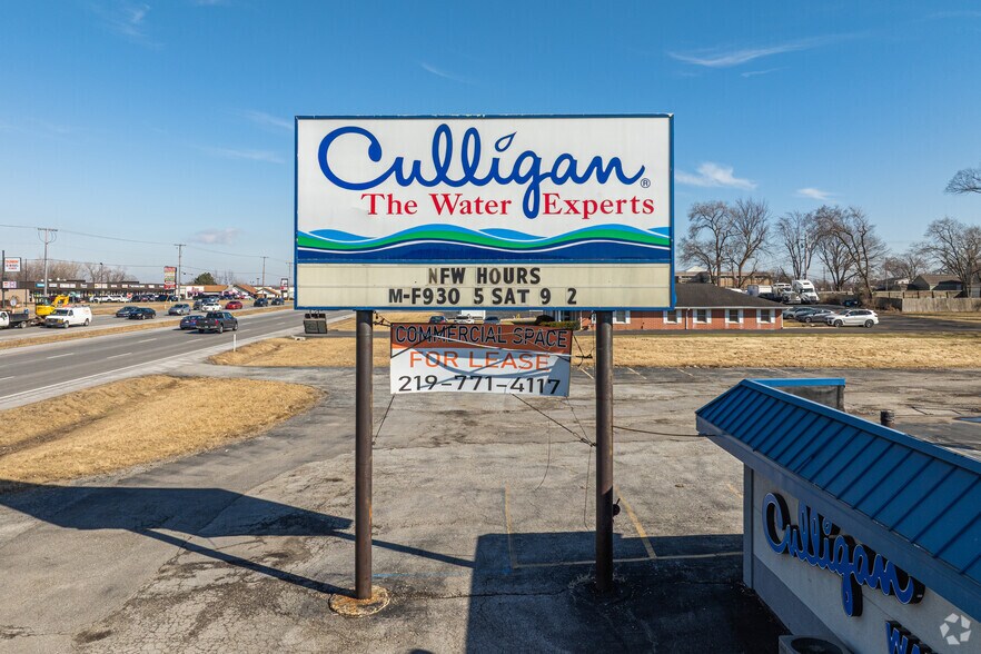 More Photos Of 2215 W Lincoln Hwy, Merrillville Freestanding For Lease