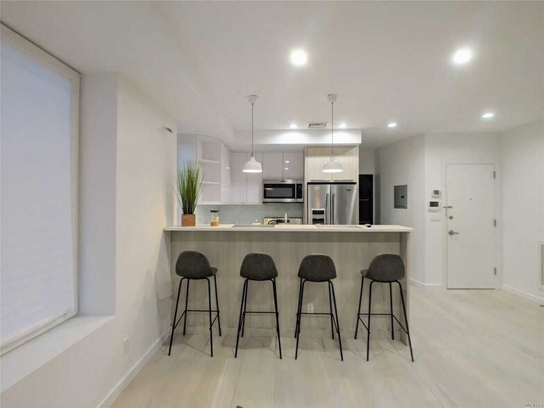 More Photos Of 78-04 67th Dr, Middle Village Storefront Retail Office For Sale