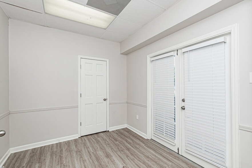 More Photos Of 7423 Picardy Ave, Baton Rouge Medical For Lease