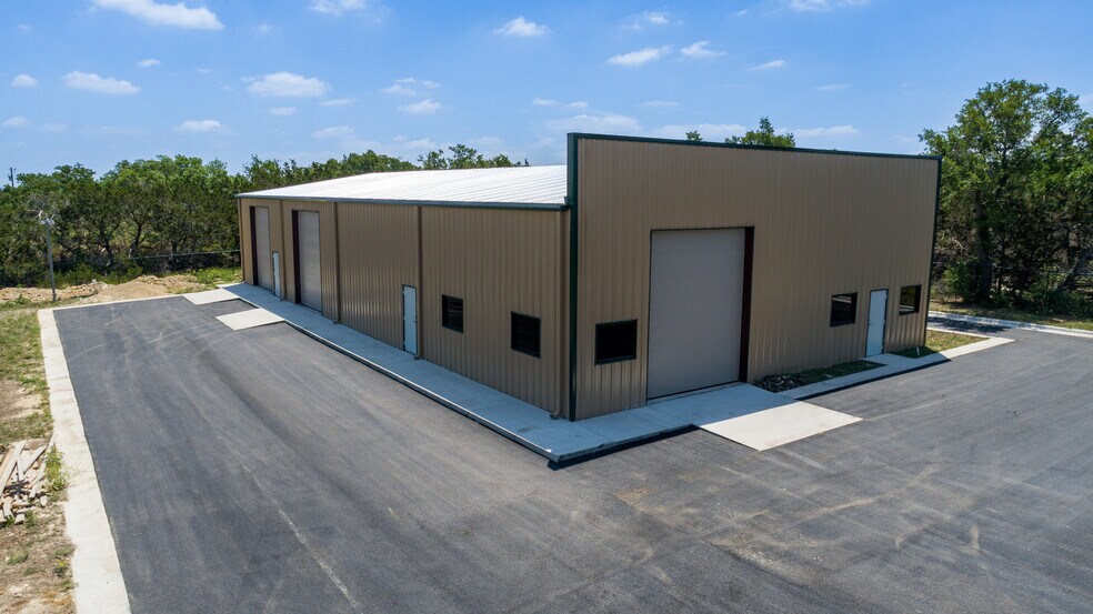 More Photos Of 3364 N Bagdad Rd, Leander Unknown For Lease