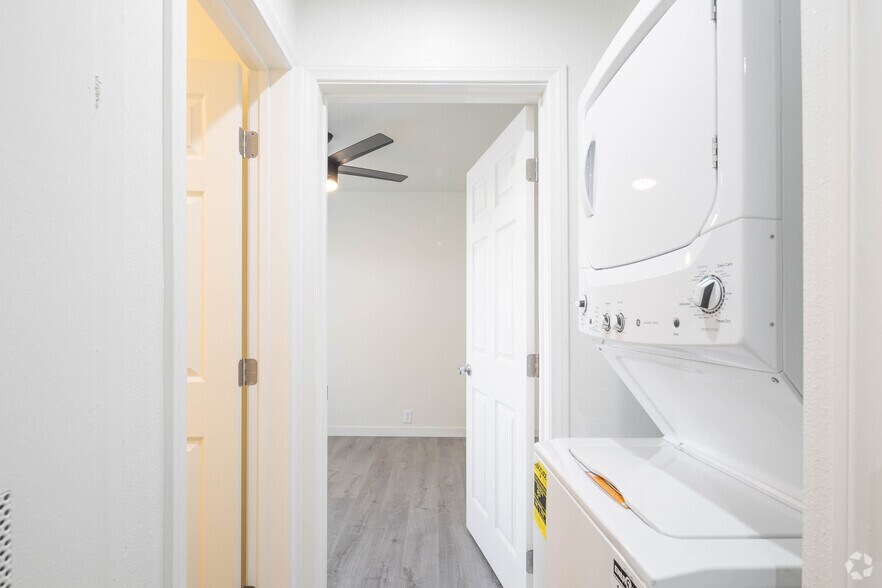 More Photos Of 19131-19161 Delaware St, Huntington Beach Apartments For Sale