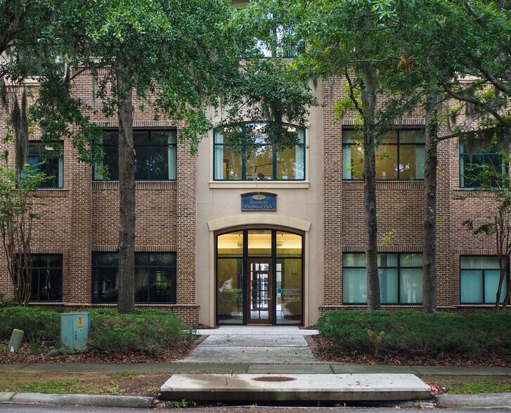 More Photos Of 7 Arley Way, Bluffton Medical For Lease