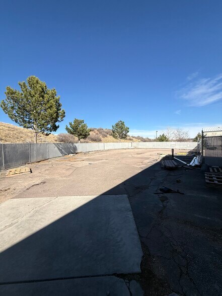 More Photos Of 3450 Fillmore Ridge Hts, Colorado Springs Warehouse For Lease
