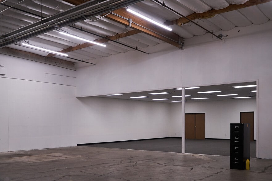 More Photos Of 3033-3095 Richmond Pky, Richmond Unknown For Lease