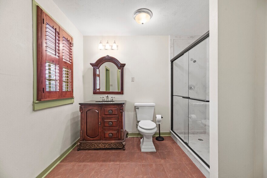 More Photos Of 1106 Avenue O, Huntsville Office Residential For Sale